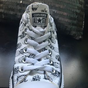 Converse All-Star Size 7 NEVER WORN